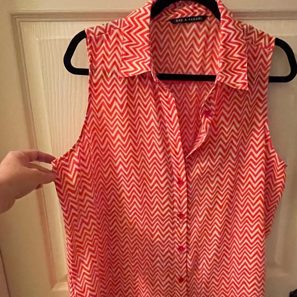 Zac and Rachel XL Sleeveless Shirt